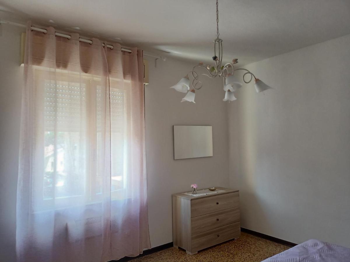 Casa Ilanfra - Appartamenti Gabbiano, Farfalla E Stella Marina 피옴비노 외부 사진