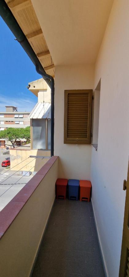 Casa Ilanfra - Appartamenti Gabbiano, Farfalla E Stella Marina 피옴비노 외부 사진