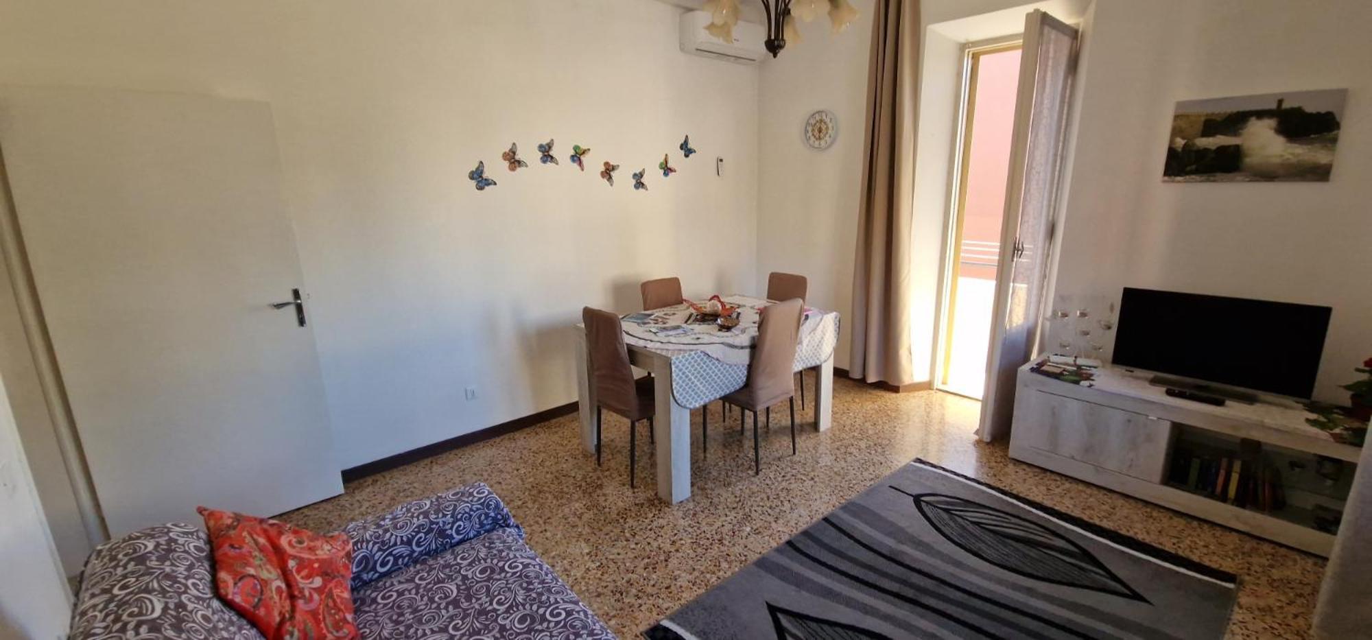 Casa Ilanfra - Appartamenti Gabbiano, Farfalla E Stella Marina 피옴비노 외부 사진